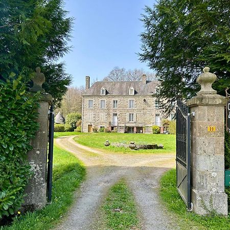 Chateau Isigny - Charme Francais, Proche Du Mont Saint-Michel Exterior foto